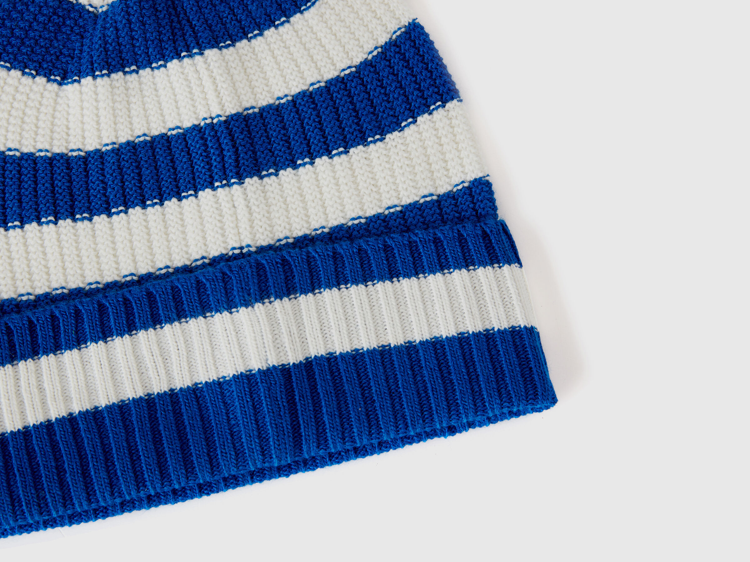 KNITTED - HAT Niño image number 3